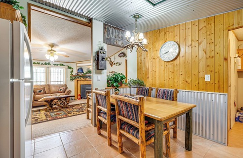 Cotopaxi House | Cotopaxi Getaway w/Deck: 17 Mi to Royal Gorge