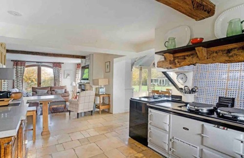 Brimpsfield House | COTSWOLD ESCAPE WITH SWIMMING POOL ❤ CHELTENHAM