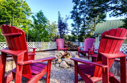 Wolfeboro Cottage | Cottage 1-2 - Year Round Pet Friendly - 2 Bedroom/1 Bath End Unit
