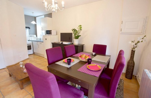 Comblanchien House | Cottage 1-6 guests > just a few minutes from Beaune and Nuits-Saint-Georges