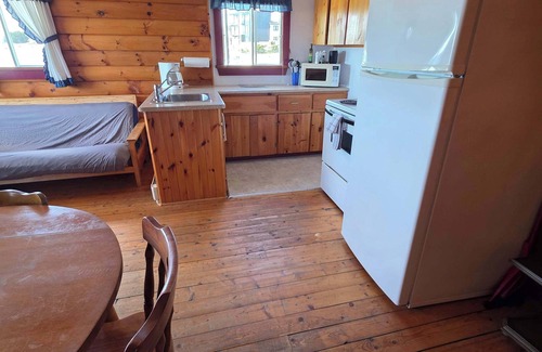 Hunts Point Cabin | Cottage # 1 Hunts Point Beach Cottages - 2 bedrooms