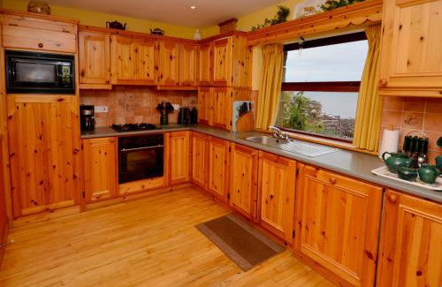 Cleggan House | Cottage 108 - Cleggan