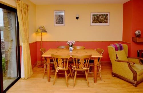 Cleggan House | Cottage 108 - Cleggan