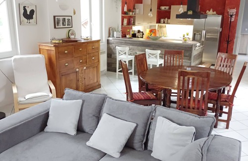Theys House | Cottage 12 people, village house Belledonne, ski resort Les 7 Laux