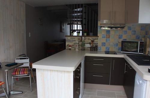 Feuguerolles-Bully Cottage | cottage 3/4 people near CAEN very well equipped, warm welcome