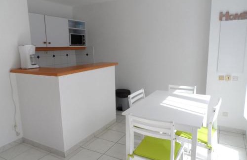 Port Guillaume Apartment | Cottage 3 pièces à Dives-sur-Mer, jardin privé, proche Port Guillaume, piscine, animaux acceptés - FR-1-487-301