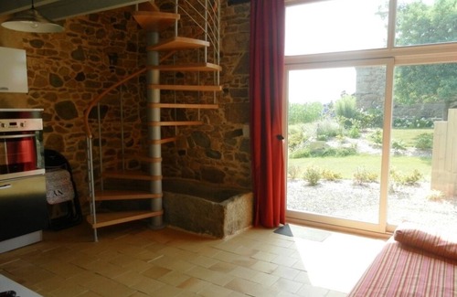 Pedernec Cottage | Cottage 4/6 pers. close to the Monts d'Arrée and the Pink Granite Coast