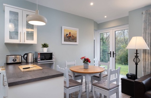 Clifden Cottage | Cottage 420 - Clifden - sleeps 4 guests in 2 bedrooms