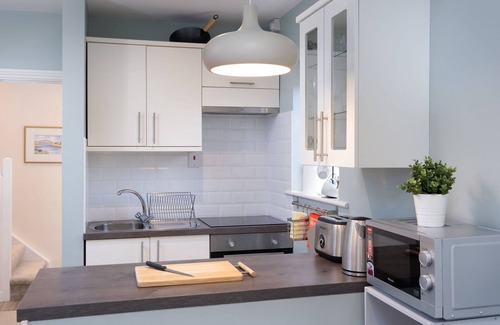Clifden Cottage | Cottage 420 - Clifden - sleeps 4 guests in 2 bedrooms