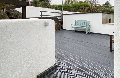 Roundstone Cottage | Cottage 457 - Roundstone - sleeps 6 guests in 3 bedrooms