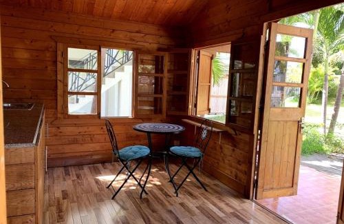 Cluny Apartment | Cottage 50 m from the beach