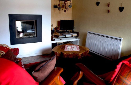 Correncon-en-Vercors Ski Chalet | cottage 6 people 3 stars (with fireplace) Corrençon, mountain biking ski golf