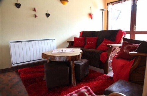 Correncon-en-Vercors Ski Chalet | cottage 6 people 3 stars (with fireplace) Corrençon, mountain biking ski golf