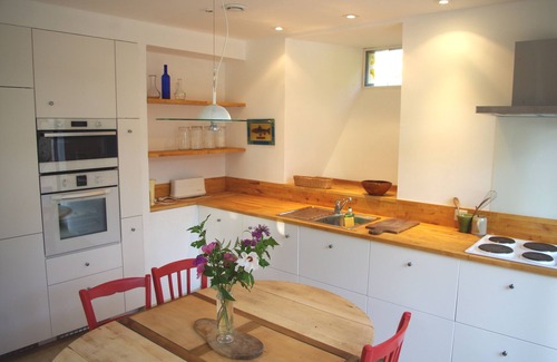 Albas House | Cottage 6 people open all year