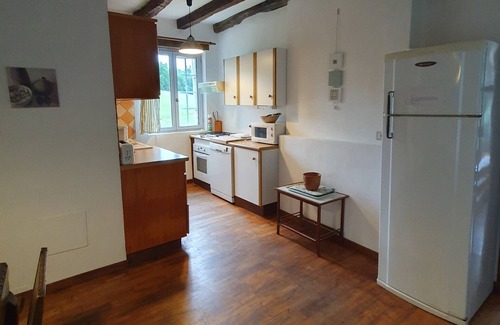 Tursac House | Cottage 6 pers. Private swimming pool near LES EYZIES Périgord Noir