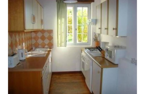 Tursac House | Cottage 6 pers. Private swimming pool near LES EYZIES Périgord Noir