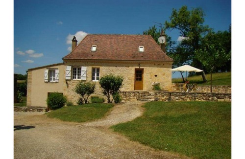 Tursac House | Cottage 6 pers. Private swimming pool near LES EYZIES Périgord Noir