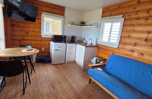 Hunts Point Cabin | Cottage # 7 Hunts Point Beach Cottages 1 Bedroom