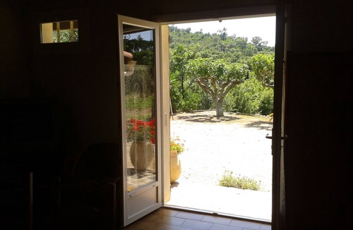 Bormes-Les-Mimosas House | Cottage (88m2) surrounded by vineyards. located 6 km from the sea