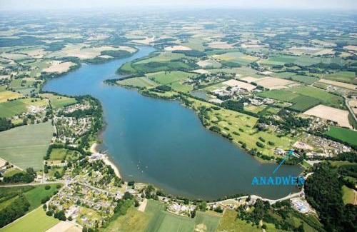 Ploermel House | Cottage Anadwen au pied du lac au duc et son golf