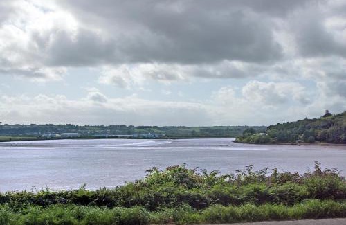 County Waterford House | Cottage at Youghal Bridge