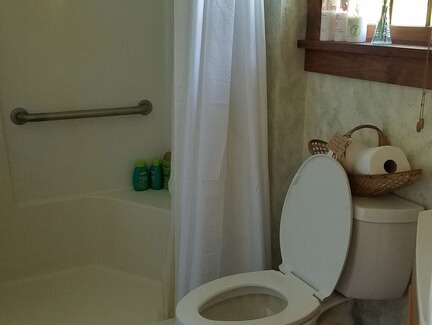 Roxbury House | Cottage At Little Bird Farm