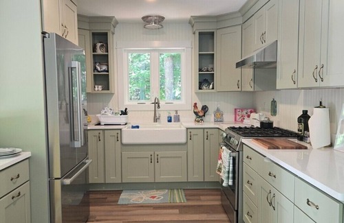 Bridgewater House | Cottage at Newfound Lake - Sleeps 8, Boat Launch, Beach Access, and more!
