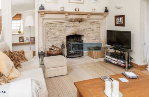Melksham Cottage | Cottage at Shaw