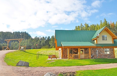 Hill City Cabin | Cottage at Storm Mountain #5 | 3 Bed, 2 Bath