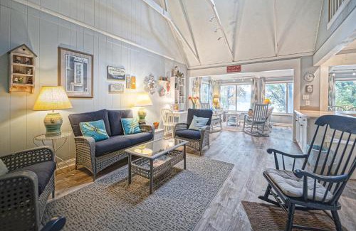 Moneta House | Cottage at the Lake