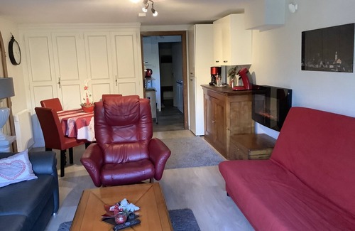 Riquewihr Cottage | Cottage bordering forest