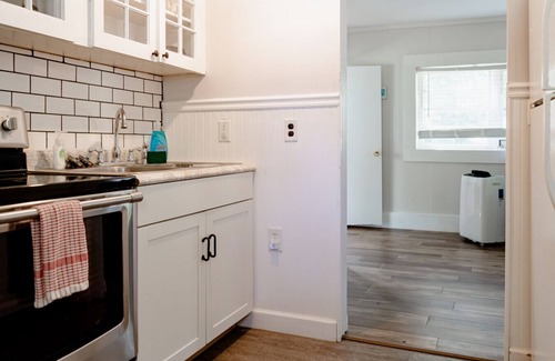 Lake Michigan Beach House | Cottage by Lake w FAST WiFi & No Checkout Chores!
