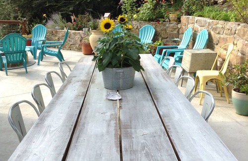Estillfork Cottage | Cottage by the creek, beautiful Mountain View, perfect getaway!