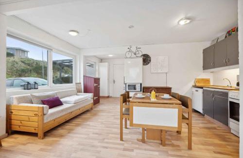 Hvide Sande Apartment | Cottage By The Harbor