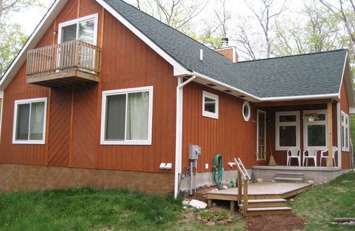 Good Hart Cottage | Cottage by the Lake 3BR/2BA Good Hart Cottage