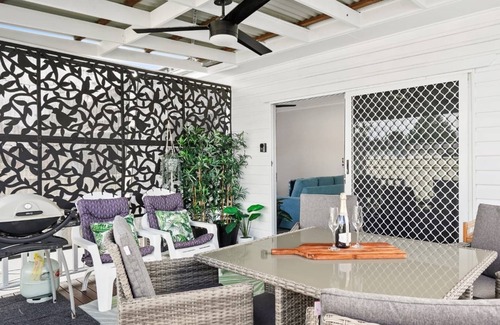Long Jetty House | Cottage by the lake