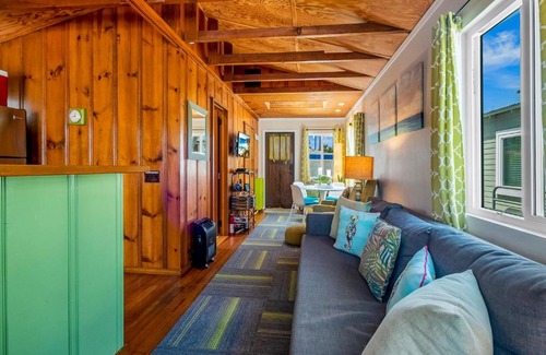 Ocean Beach House | Cottage By The Sand