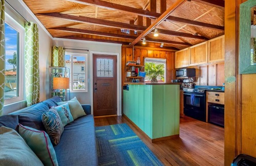 Ocean Beach House | Cottage By The Sand