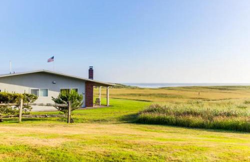 Gearhart Apartment | Cottage by the Sea