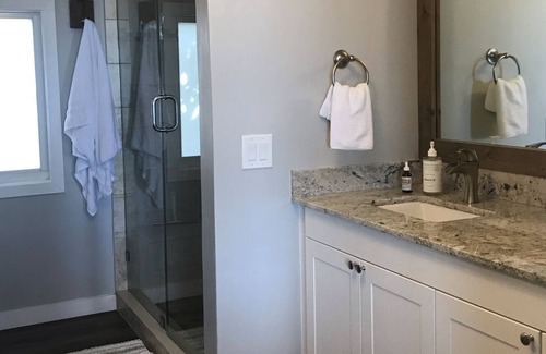 Little Torch Key Cottage | Cottage by the Sea with 180 degrees of Bayfront views!!!