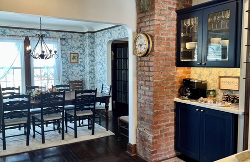 Berea Cottage | Cottage Charm in Beautiful Berea
