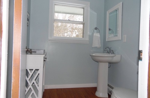 East Tawas House | Cottage charm pet friendly! Located on Lake Huron