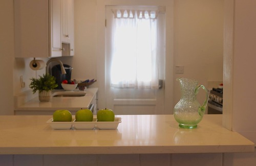 Gloucester Cottage | cottage close to long beach and good harbor