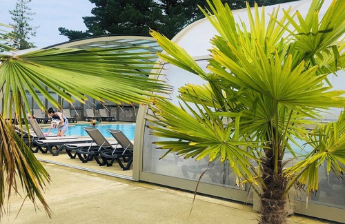 Jullouville-les-Pins Cottage | Cottage Cosy 6 Personnes Avec Grande Terrasse les Pieds Presque Dans Leau