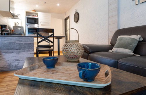 Meslan Cottage | Cottage "Domaine Moulin Blanc - Gwenn Ha Du" with Private Terrace & Wi-Fi