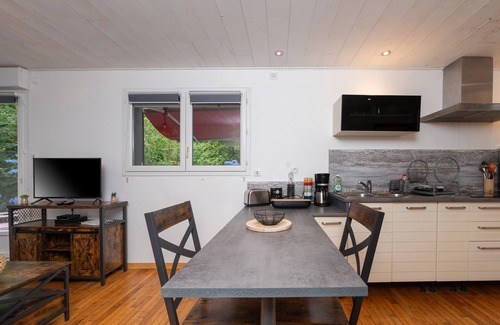 Meslan Cottage | Cottage "Domaine Moulin Blanc - Gwenn Ha Du" with Private Terrace & Wi-Fi