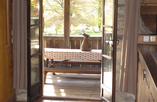 Chateau-Chervix Cottage | Cottage Dordogne/Limousin. Sleeps up to 4 people. Set in beautiful countryside.