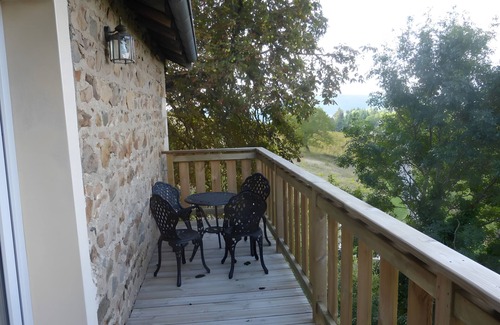 Beaujeu Cottage | Cottage 'Du Verger Saint Vincent' with Mountain View, Private Terrace and Air Conditioning