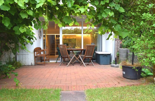 Holm House | Cottage for 4 guests with 66m² in Holm (19700)