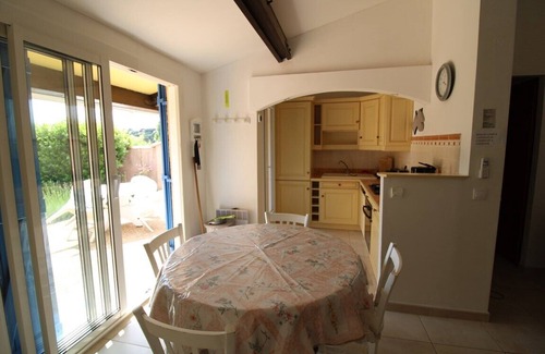 La Londe-les-Maures House | Cottage for 4 people - Air conditioning, tennis, and shared pool